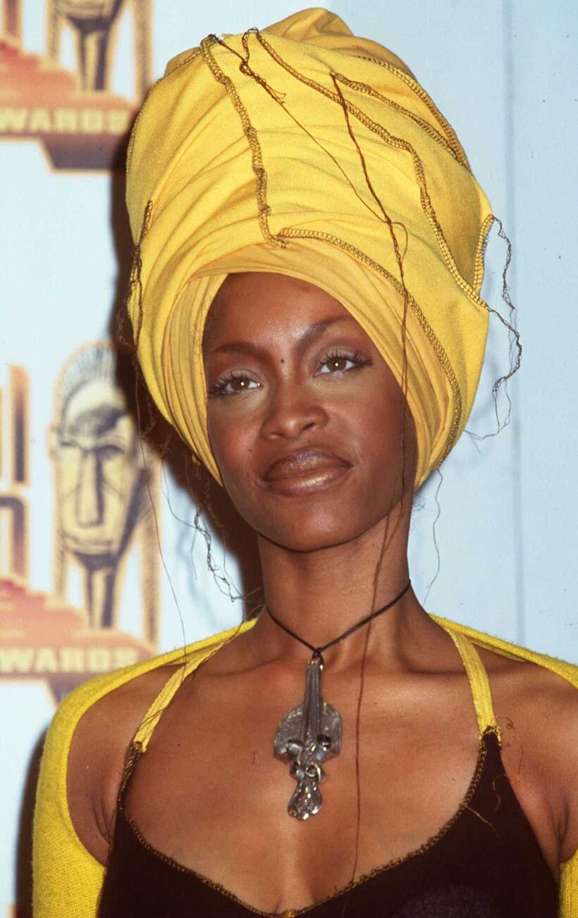 Erykah Badu at the 12th Annual Soul Train Music Awards.