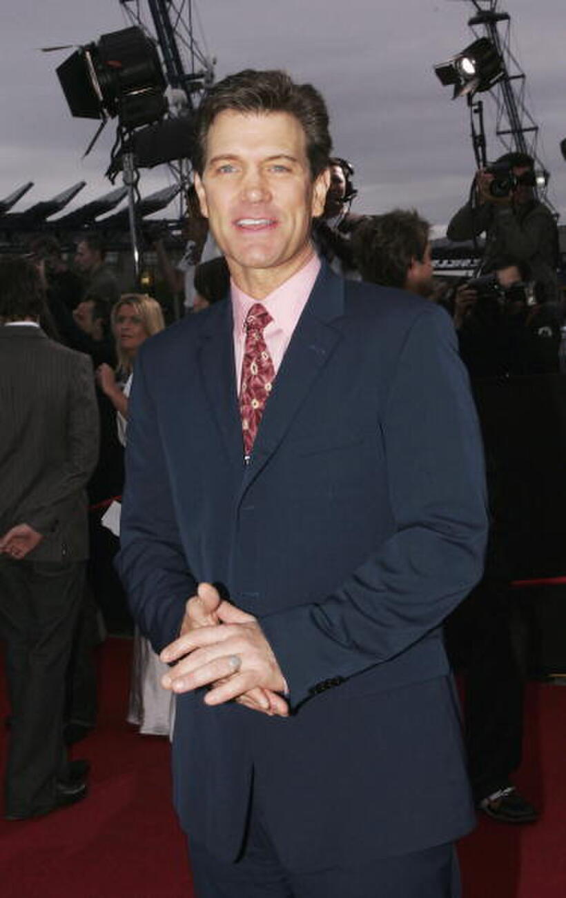 Chris Isaak at the 2004 ARIA Awards.