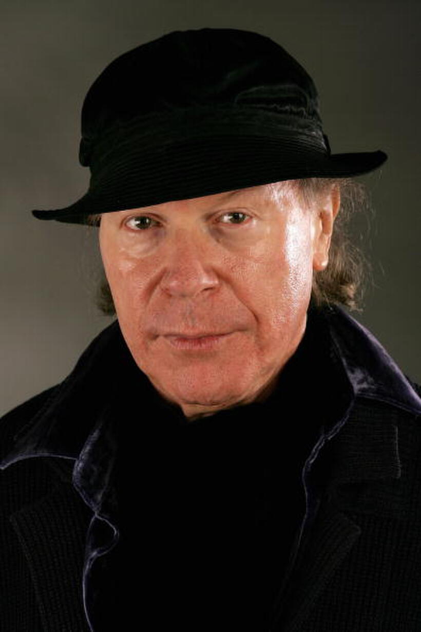 Henry Jaglom at the AFI FEST 2006 Portrait Session for "Hollywood Dreams."