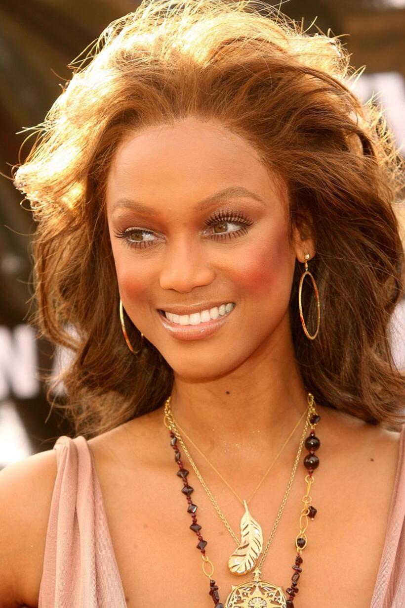 Tyra Banks at the 20th Annual Soul Train Music Awards.