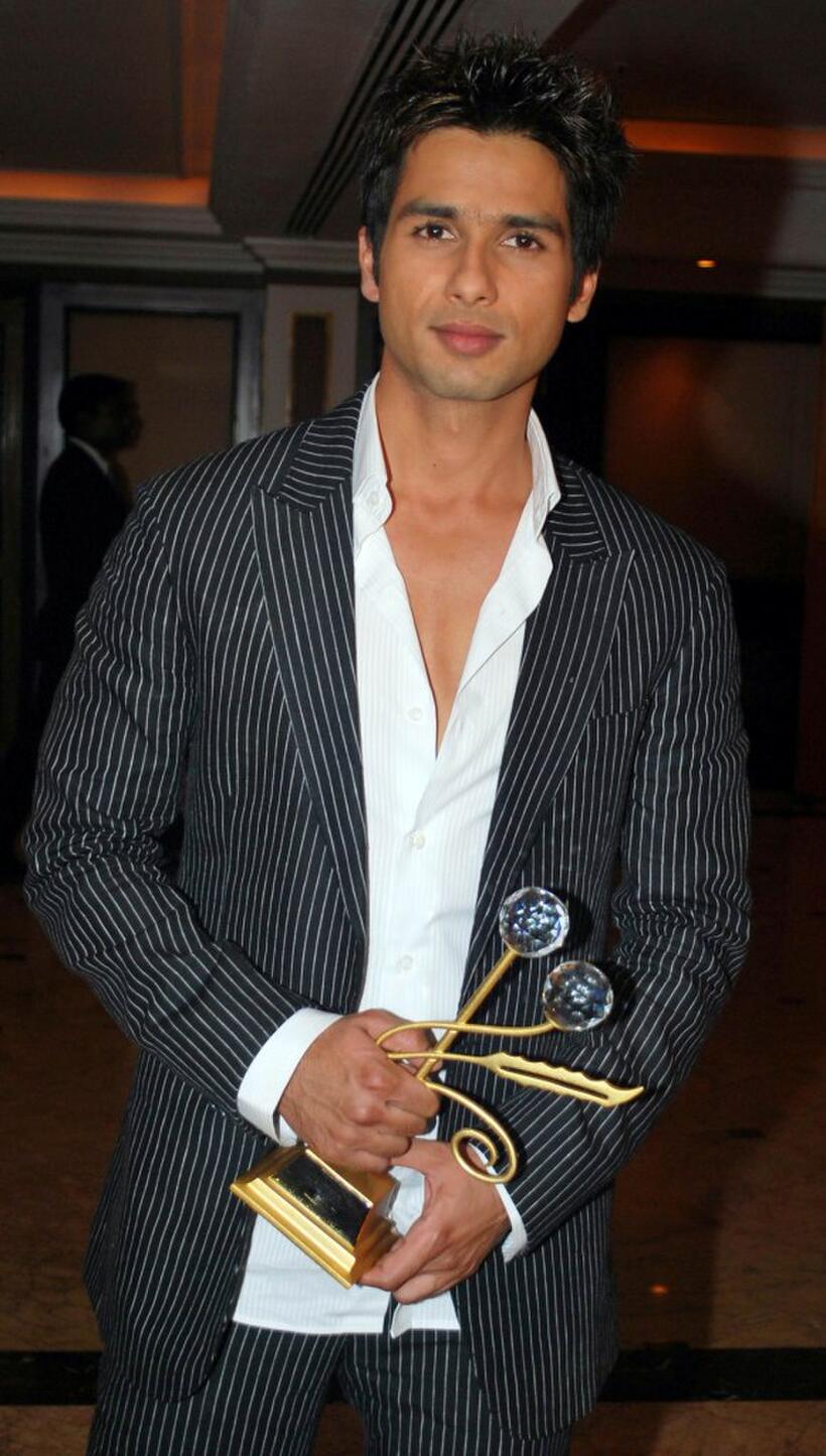 Shahid Kapoor at the 9th Annual Teachers Achievement Awards.