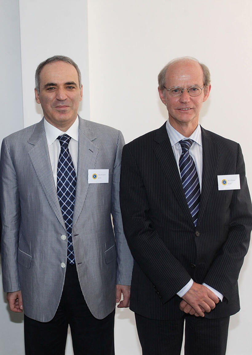 Garry Kasparov and Jan Callewaert at the press conference of Chess Foundation Launch in Valencia.