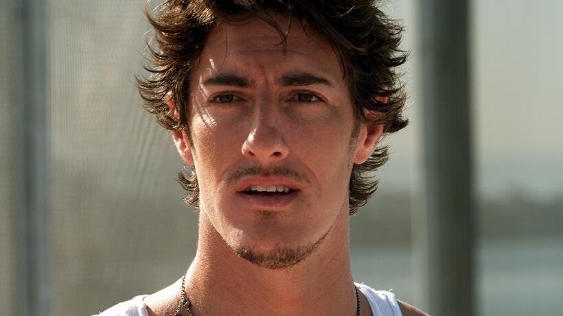 Eric Balfour in "Skyline."