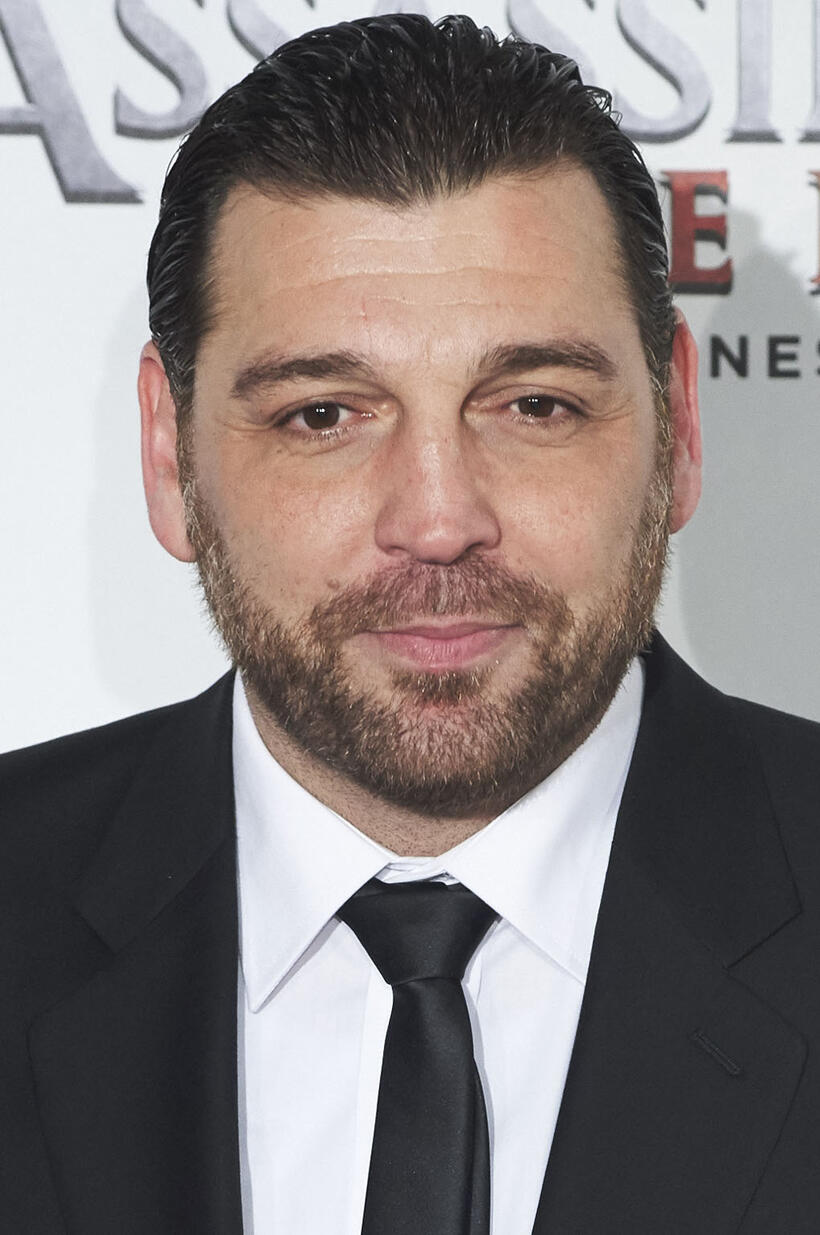 Hovik Keuchkerian at the Madrid premiere of "Assassin's Creed".