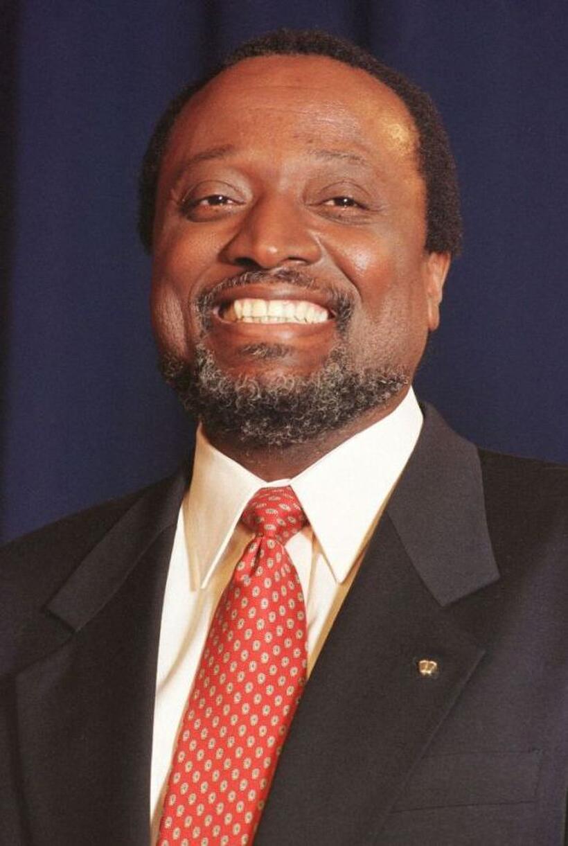 Alan Keyes at the dinner in Manchester, New Hampshire.