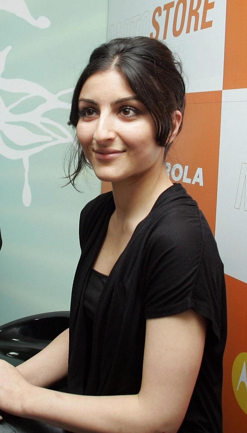 Soha Ali Khan at the opening of first flagship Motostore.