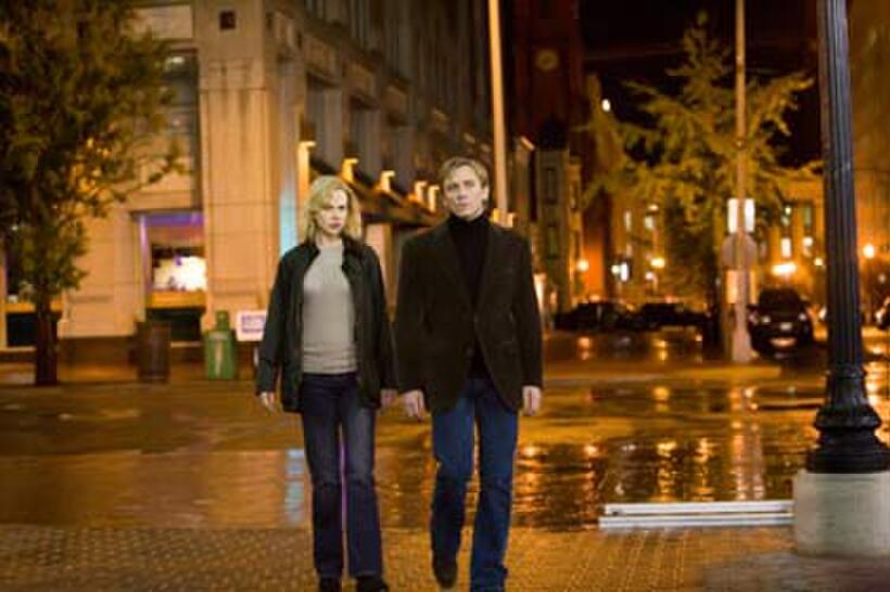 Nicole Kidman and Daniel Craig in "The Invasion."