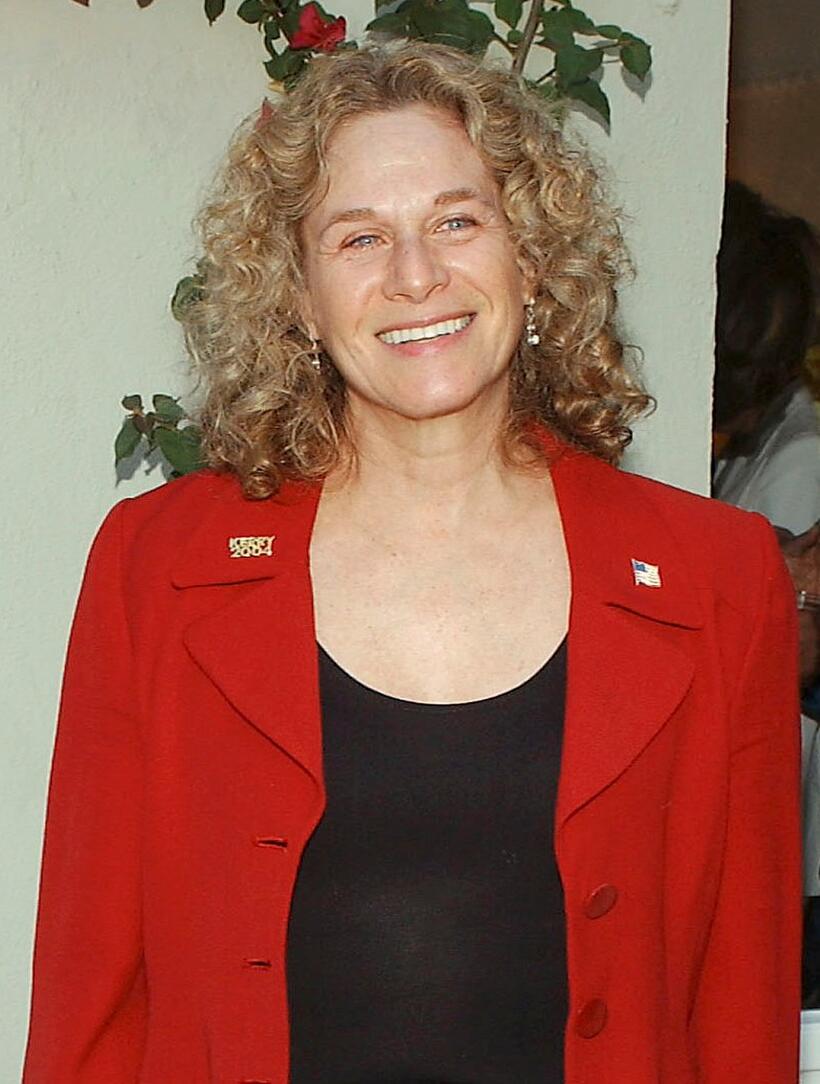 Carole King at the "Lift Ev'ry Vote" Hollywood fundraiser for Democratic Presidential frontrunner John Kerry.