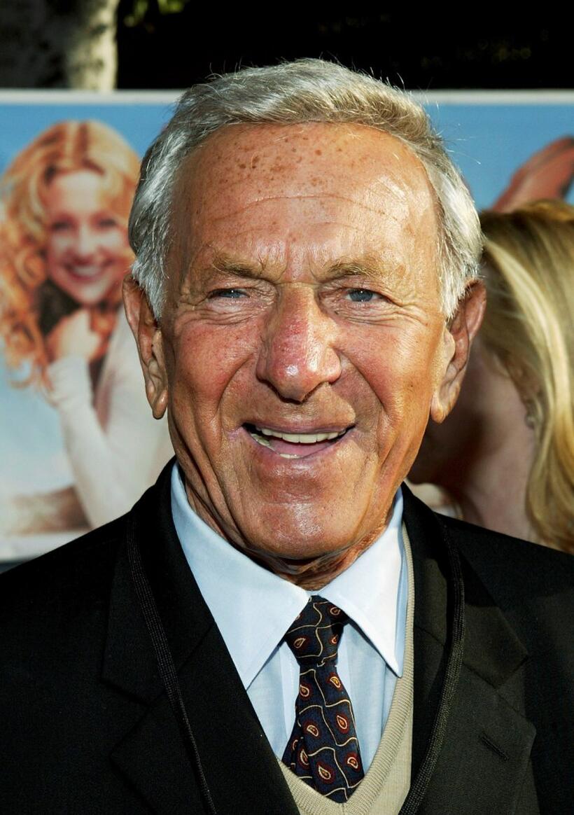 Jack Klugman at the Hollywood premiere of "Raising Helen".