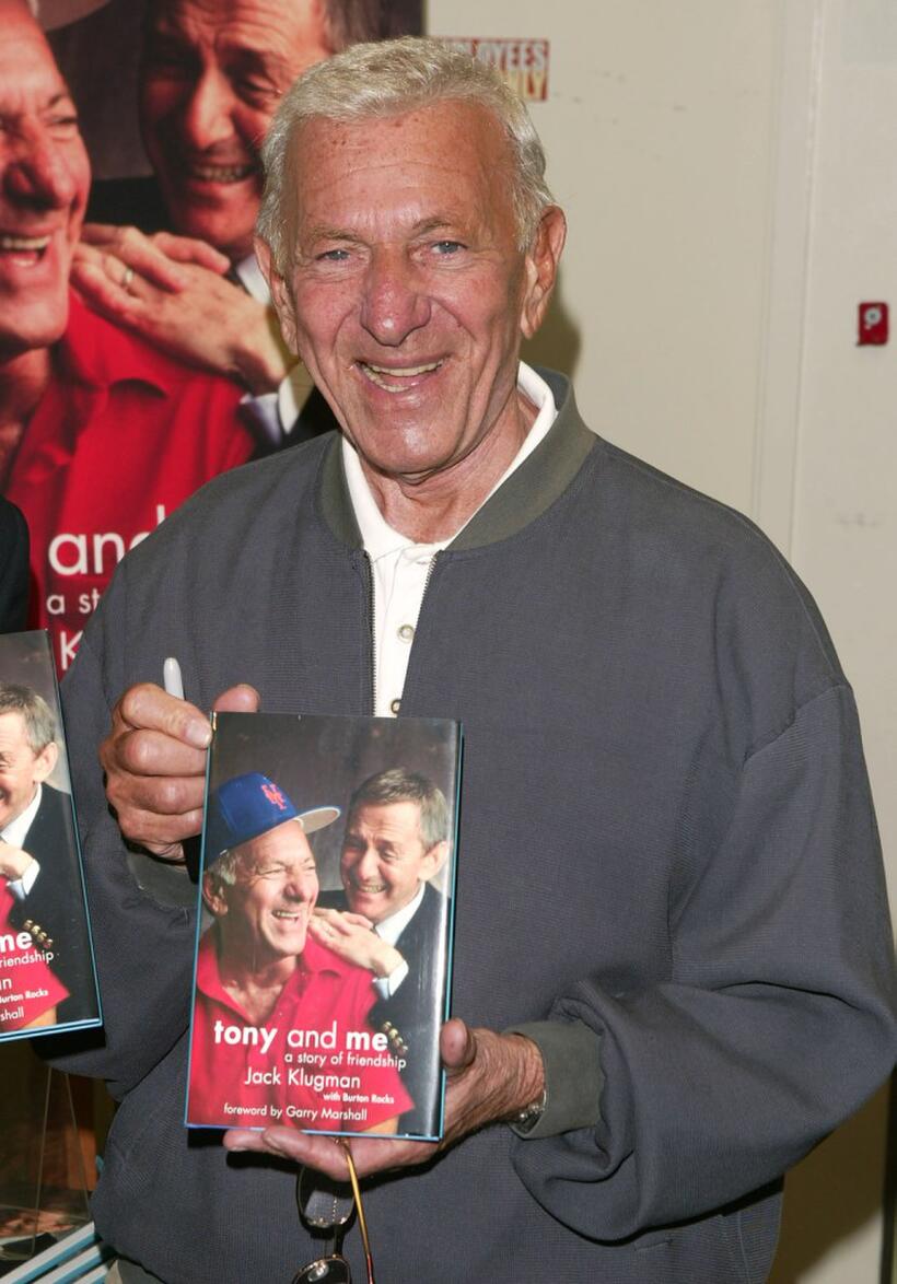 Jack Klugman signs copies of his new book 'Tony and Me'.