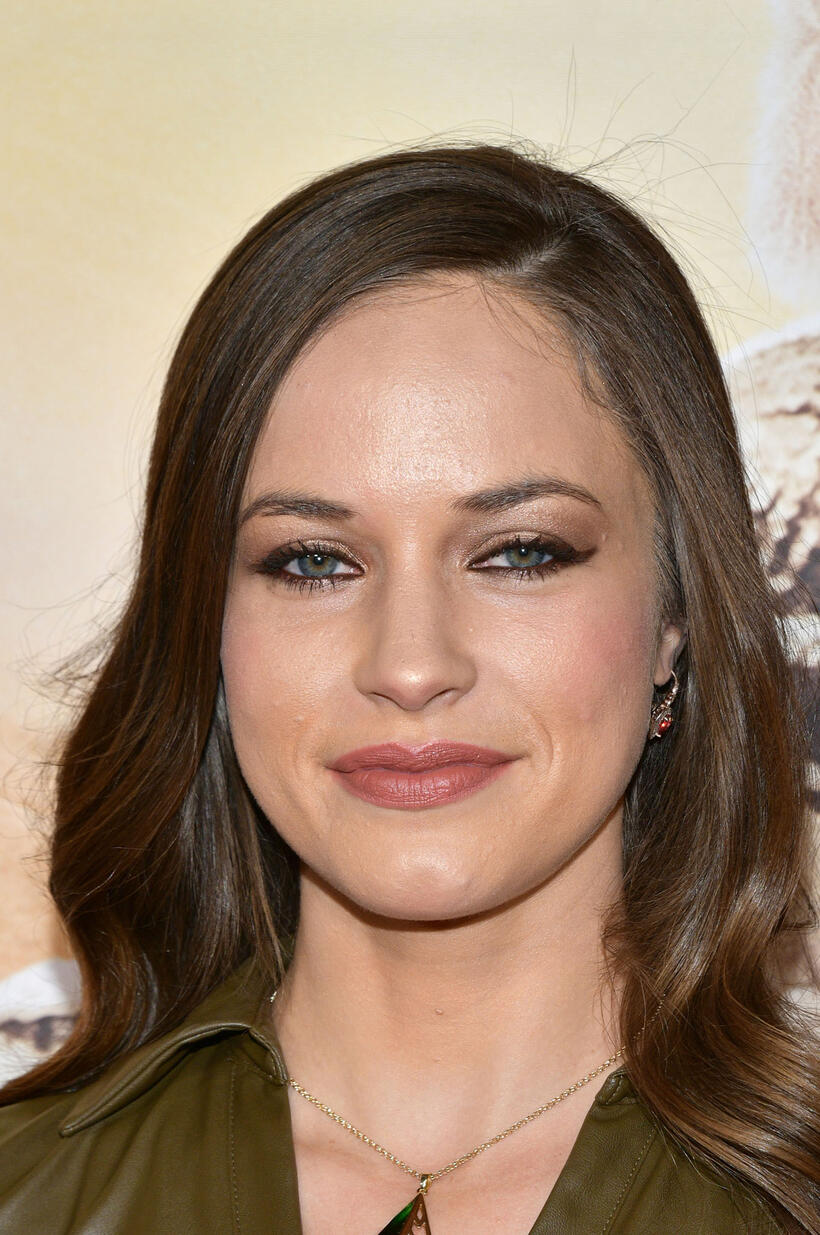 Alexis Knapp at the Los Angeles premiere of Netflix's "Slumberland".