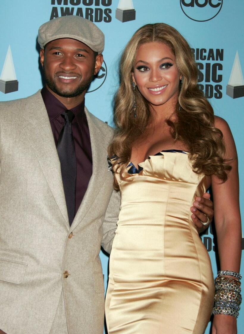 Usher and Beyonce Knowles at the 2007 American Music Awards.