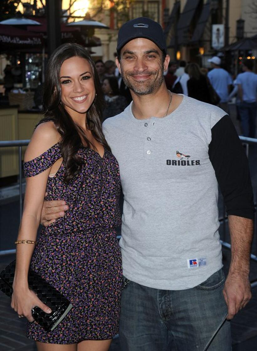 Jana Kramer and Johnathon Schaech at the Los Angeles premiere of "The Perfect Game."