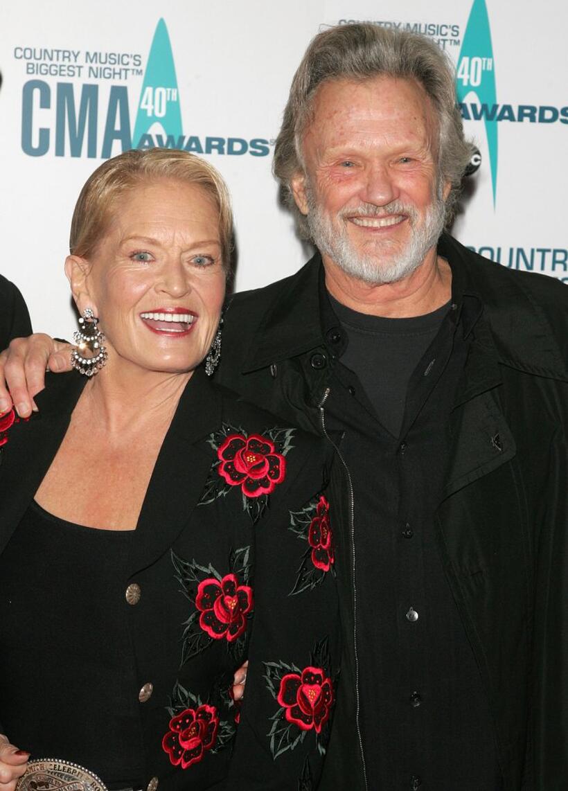 Kris Kristofferson and Lynn Anderson at the 40th Annual CMA Awards at the Gaylord Entertainment Center.