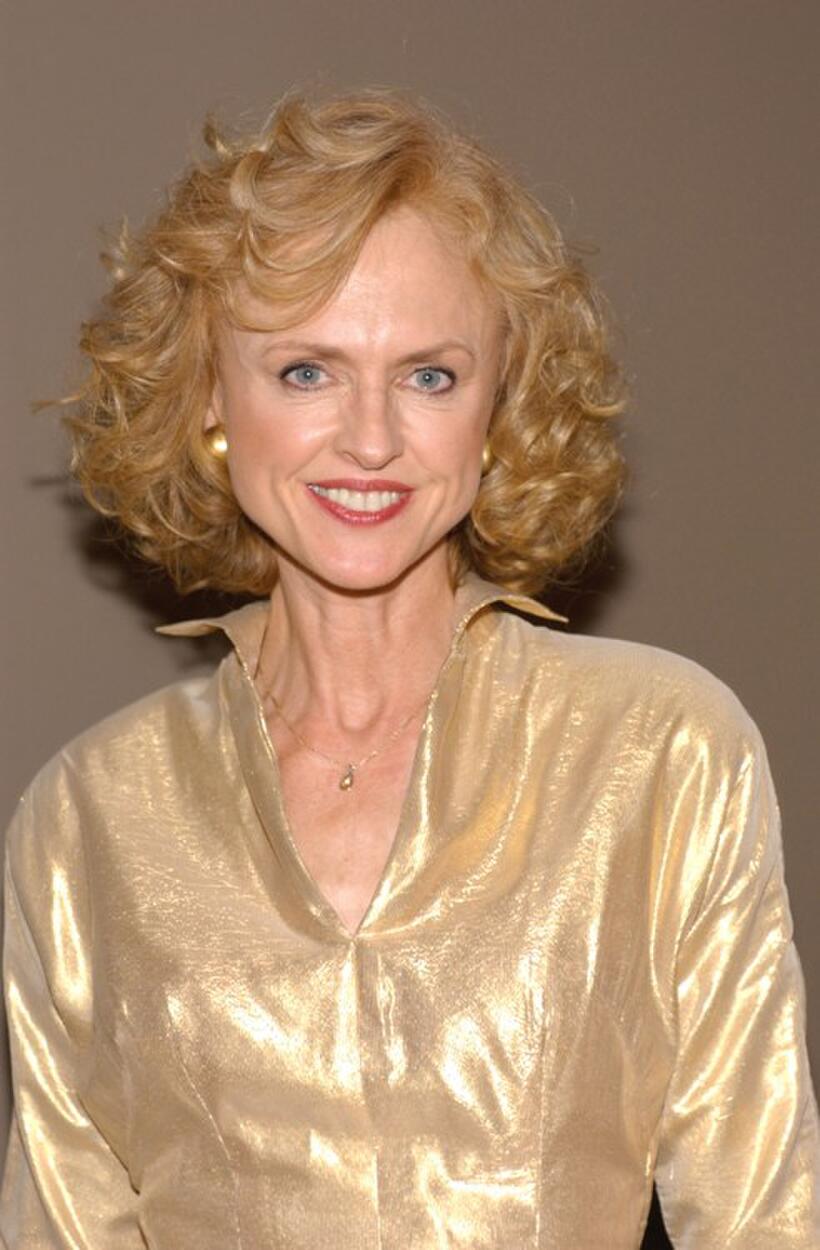 Jill Larson at the "All My Children" cabaret performance to benefit the Robin Hood Fund.