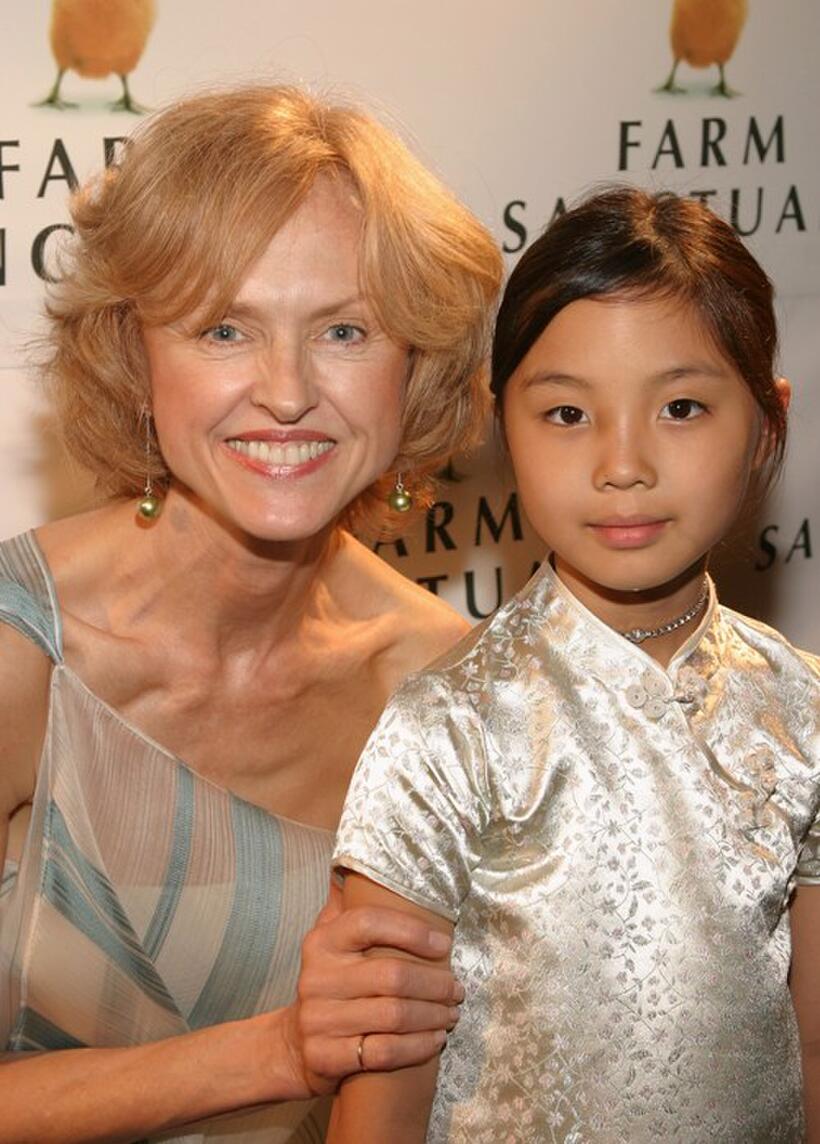 Jill Larson and Annie Ming at the Farm Sanctuary Gala 2004.