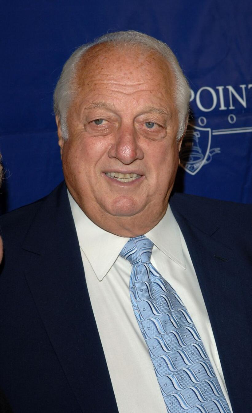 Tommy Lasorda at the gala fundraiser for the Viewpoint School hosted by Brad Garrett and Ray Romano.