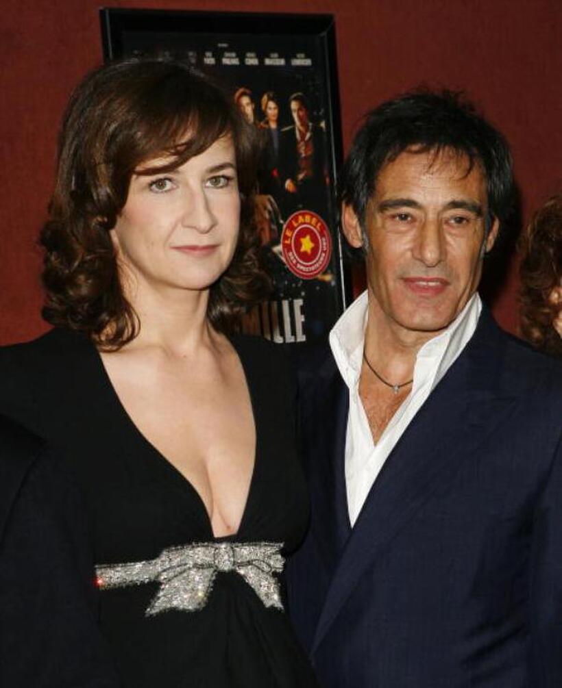 Valerie Lemercier and Gerard Lanvin at the premiere of "Le Heros de la Famille."