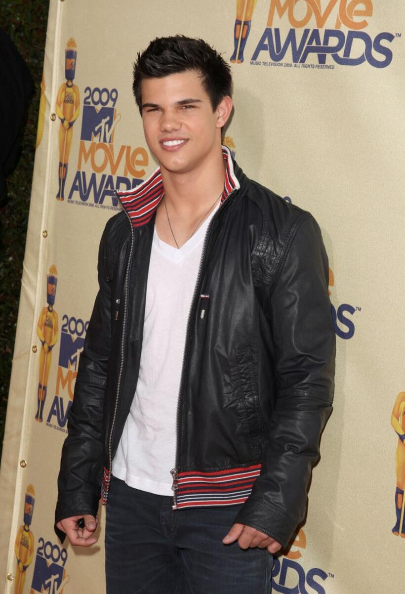 Taylor Lautner at the 18th Annual MTV Movie Awards.