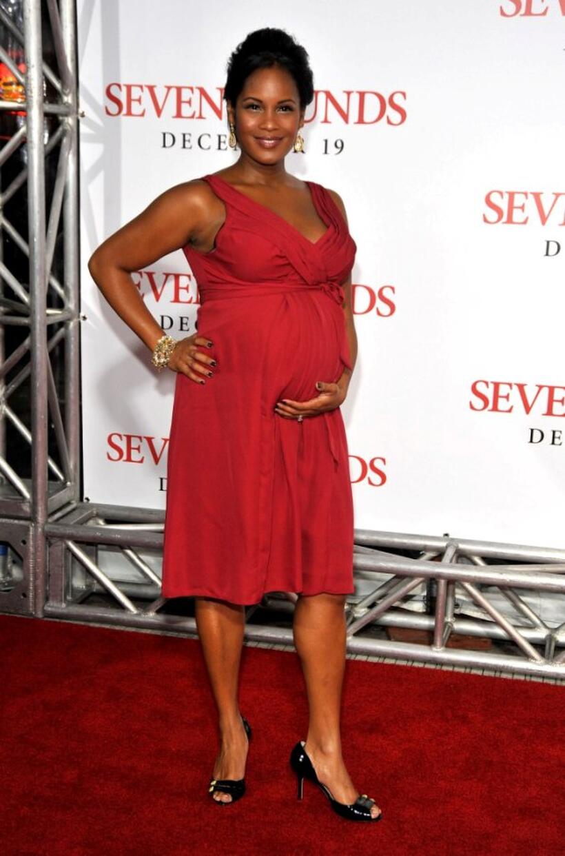 Robinne Lee at the premiere of "Seven Pounds."