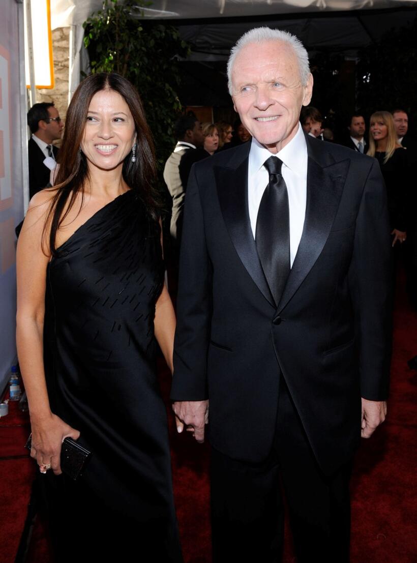 Stella Arroyave and Anthony Hopkins at the 15th Annual Screen Actors Guild Awards.