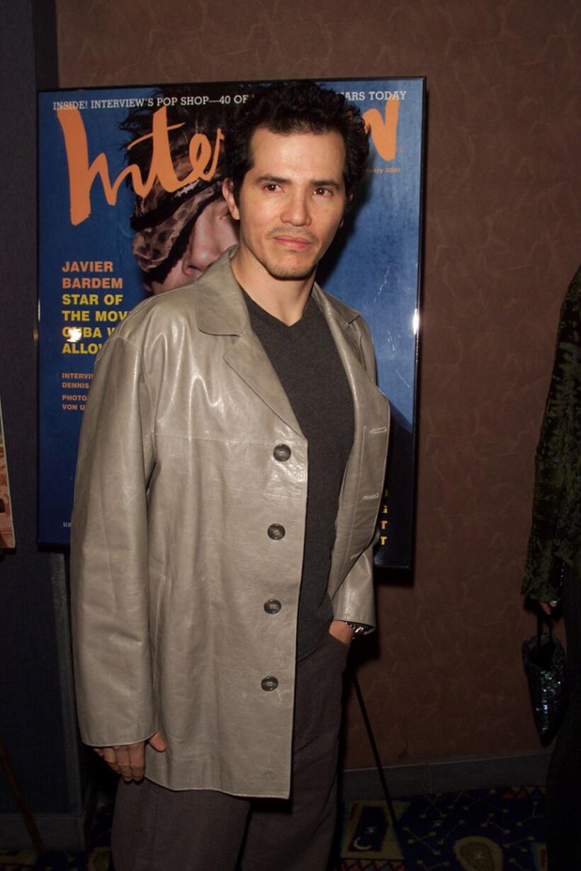 John Leguizamo at the premiere of "Before Night Falls".