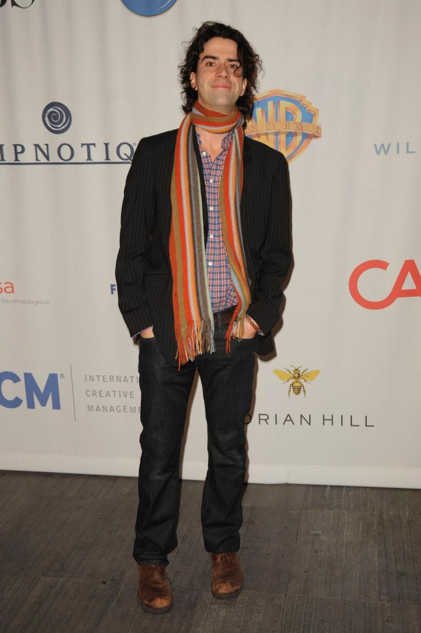 Hamish Linklater at the JHRTS 6th Annual "Young Hollywood" Holiday Party.