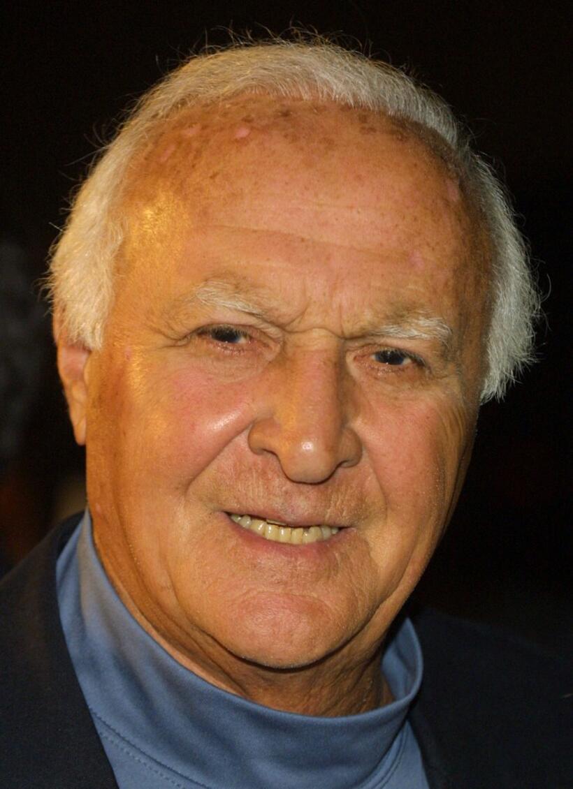 Robert Loggia at the premiere of "Master and Commander: The Far Side of the World".