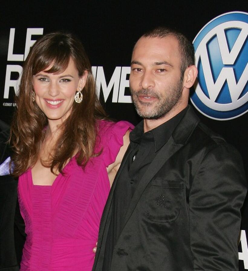 Jennifer Garner and Ashraf Barhom at the Paris premiere of "The Kingdom."