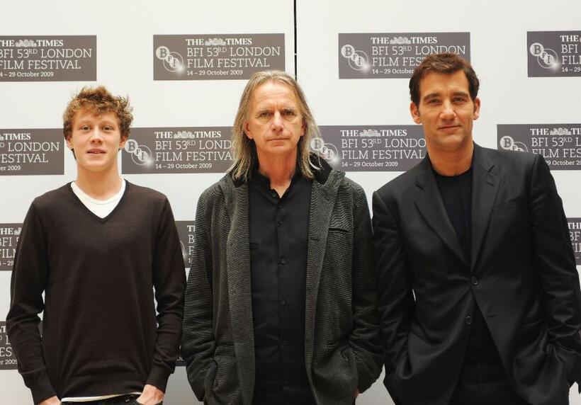 George MacKay, Scott Hicks and Clive Owen at the photocall of "The Boys Are Back" during the Times BFI 53rd London Film Festival.