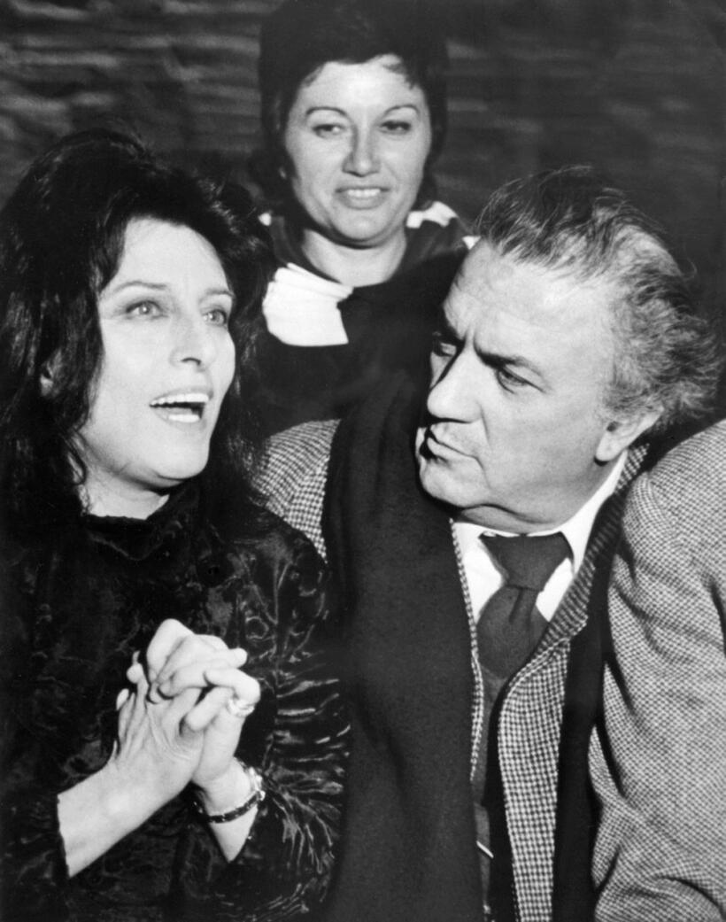 Anna Magnani and Federico Fellini at Rome at a photocall for "Fellinis Roma".