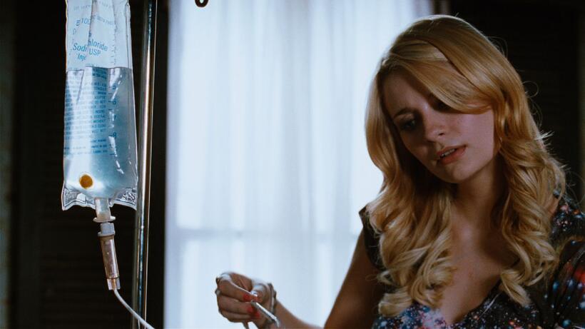 Mischa Barton as Shelby in "Homecoming."