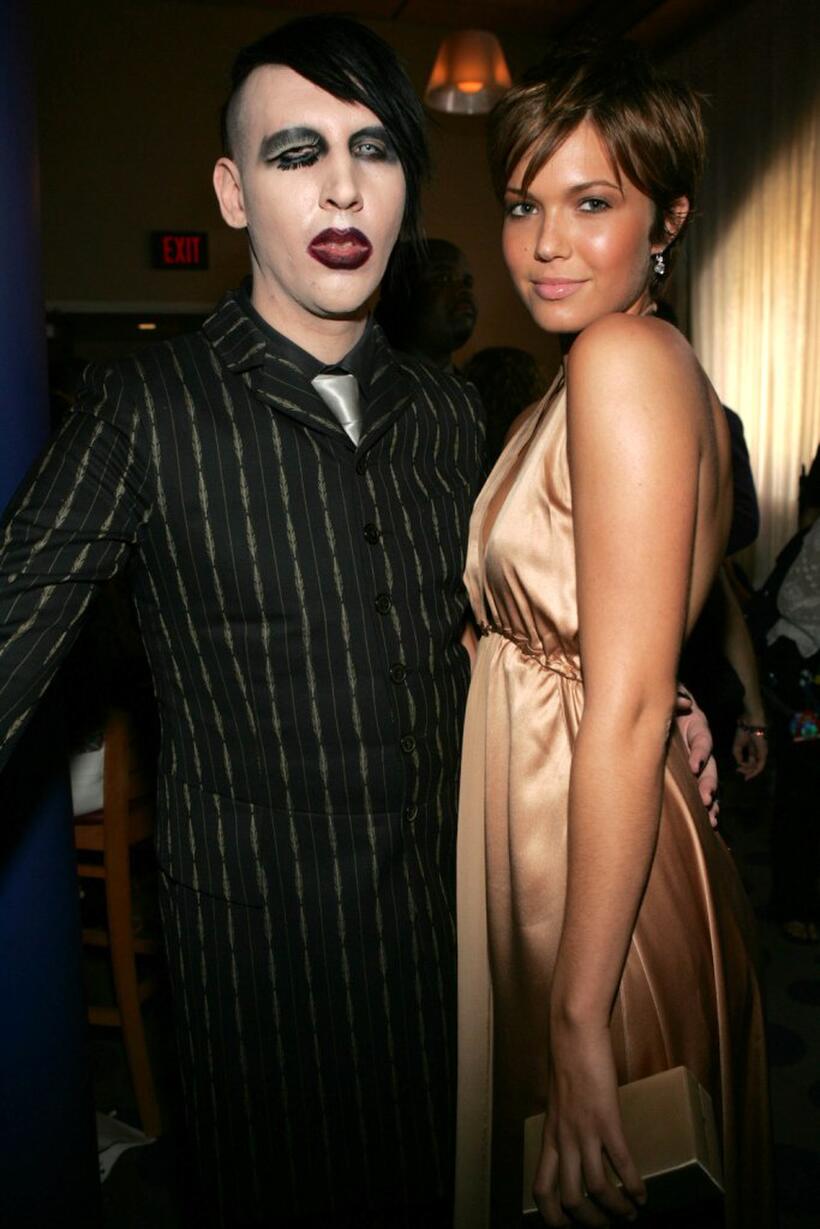 Marilyn Manson and Mandy Moore at the 2004 MTV Video Music Awards.