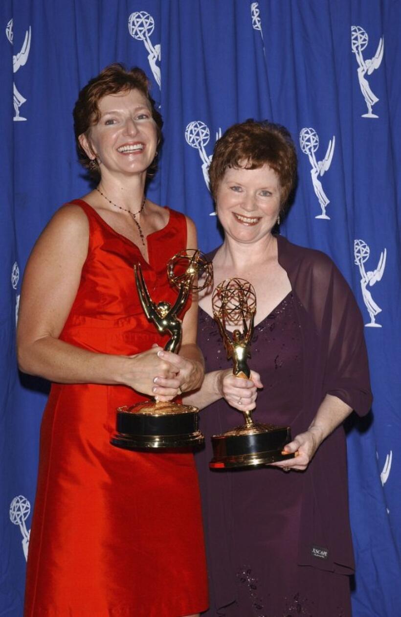 Debi Manwiller and Peggy Kennedy at the 2004 Primetime Creative Arts Emmy Awards.