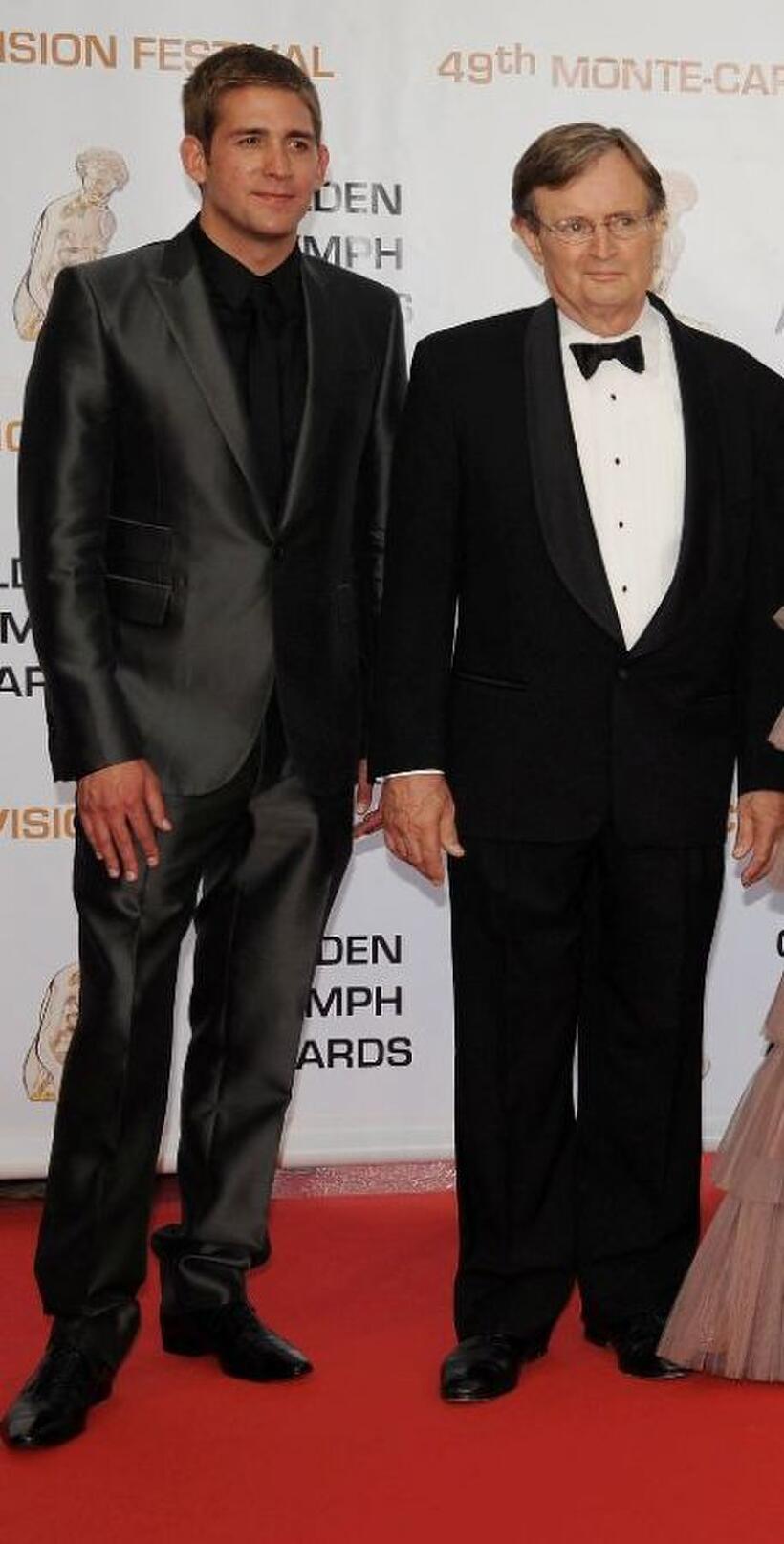 Eric Szmanda and David McCallum at the closing ceremony of 2009 Monte Carlo Television Festival.