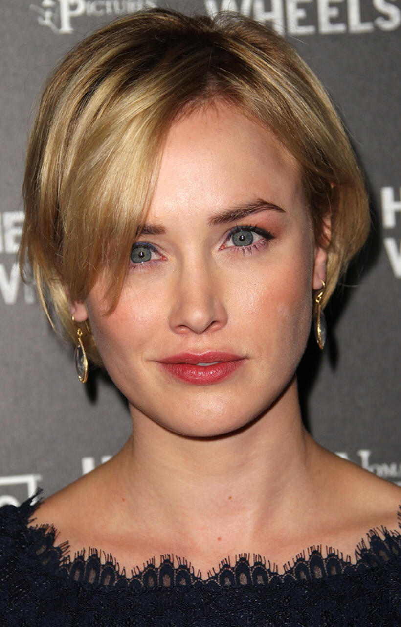 Dominique McElligott at the California premiere of "Hell On Wheels."