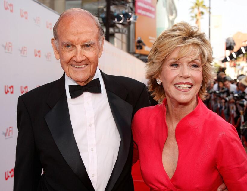 George McGovern and Jane Fonda at the 36th AFI Life Achievement Award tribute to Warren Beatty.