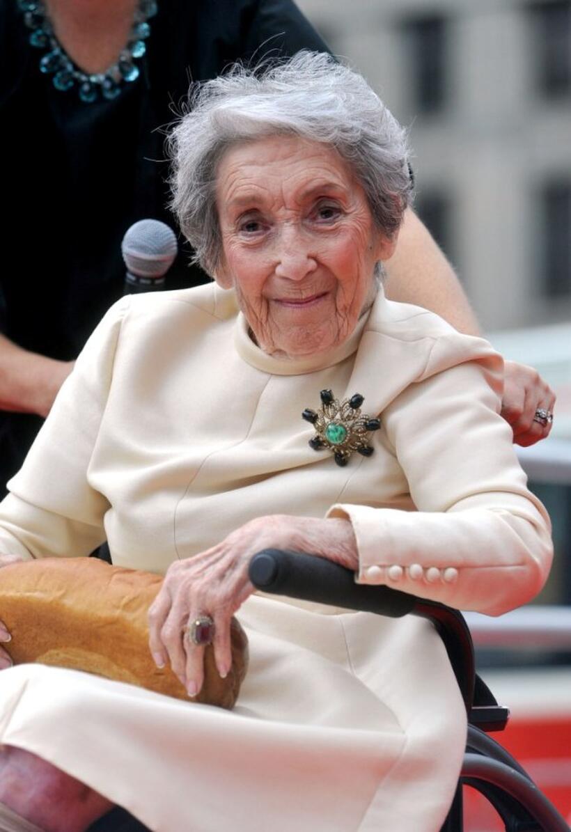 Frances Bay at the 2008 Canada's Walk of Fame.