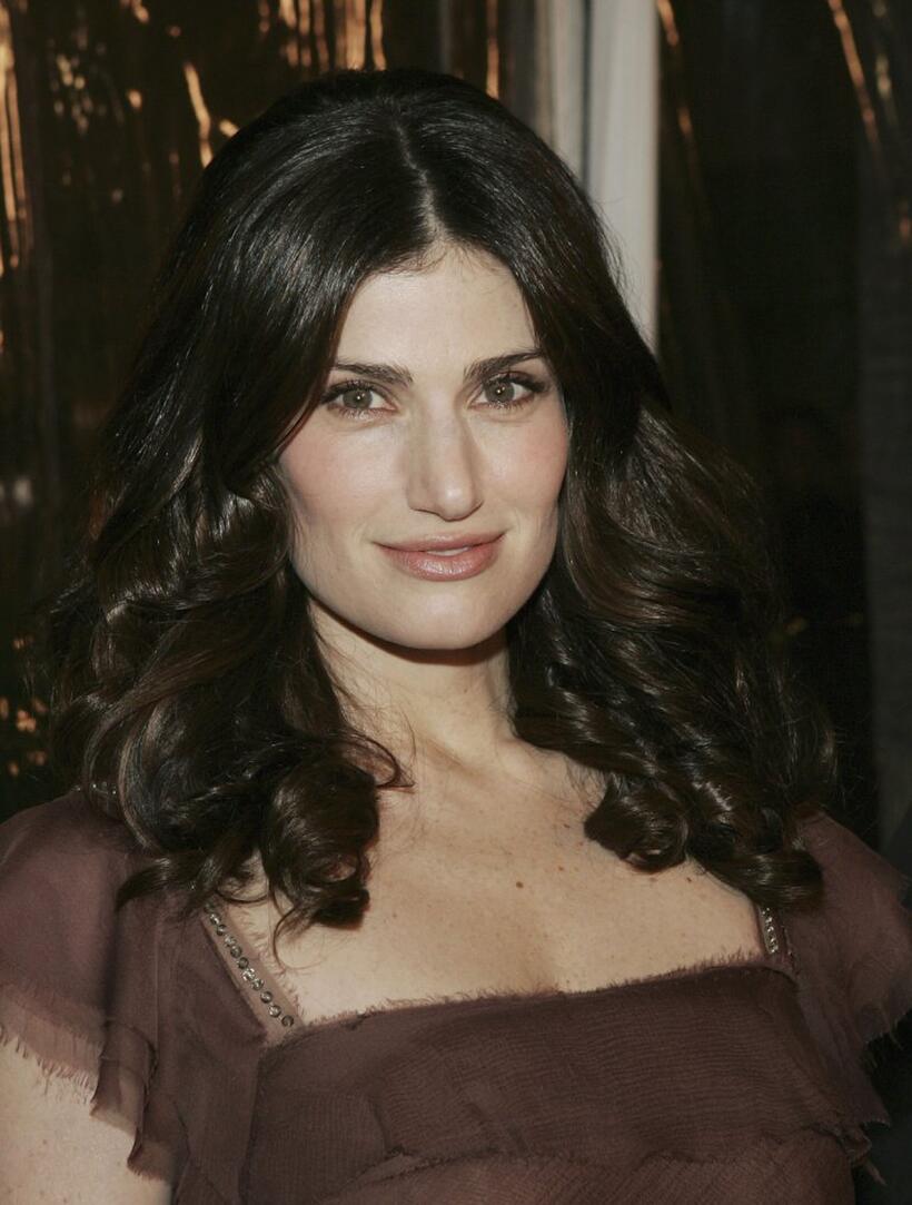 Idina Menzel at the premiere of "Ask the Dust."