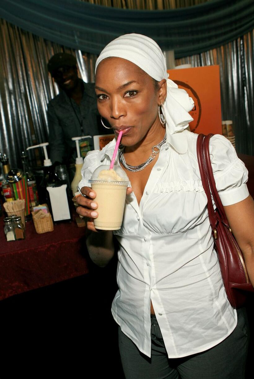 Angela Bassett at the 20th annual Kid's Choice Awards.