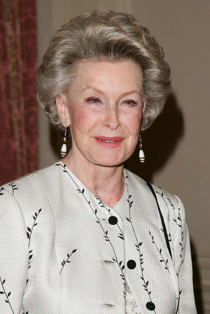 Dina Merrill at the Official Oscar Night Party hosted by Academy of Motion Picture Arts and Sciences.