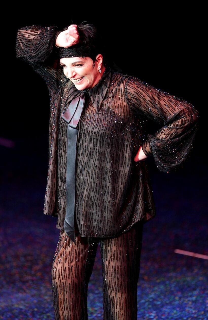 Liza Minnelli at the Luxor Resort & Casino, performs during the first show.