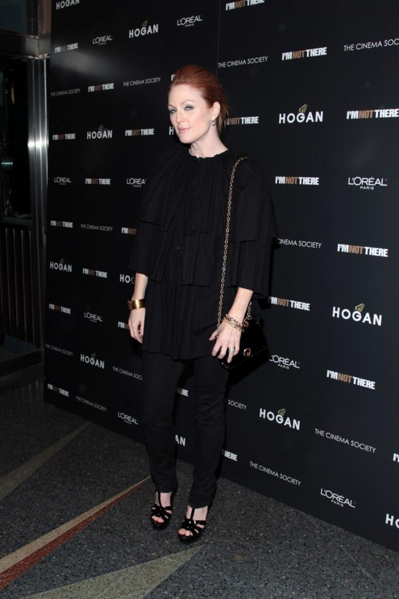 Julianne Moore at the premiere of "I'm Not There".