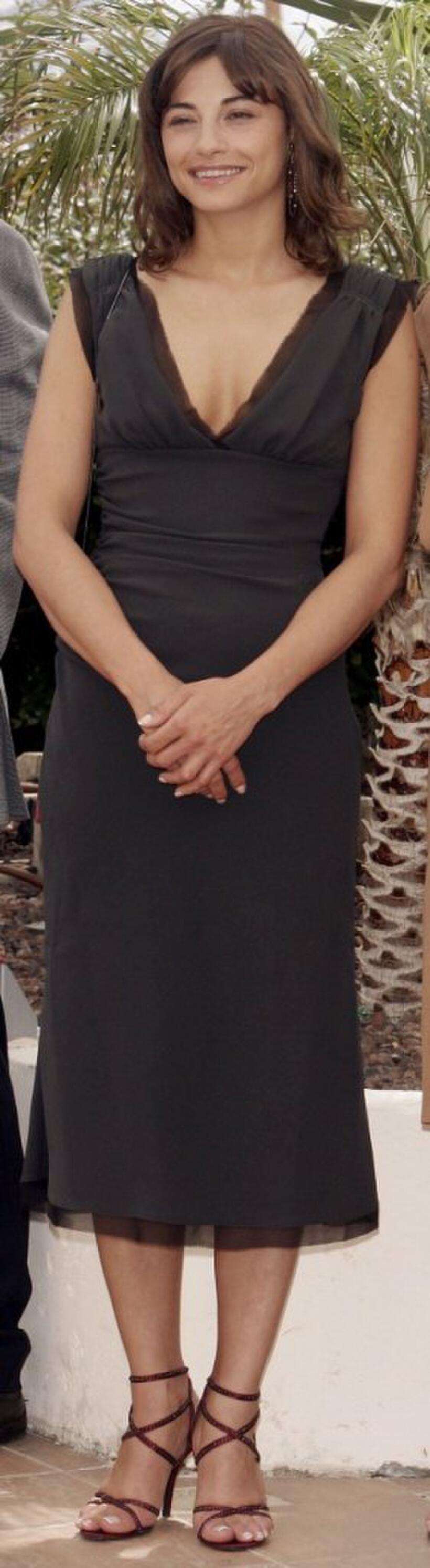 Julie Bataille at the photocall of "Paris Je T'Aime" during the 59th edition of the International Cannes Film Festival.