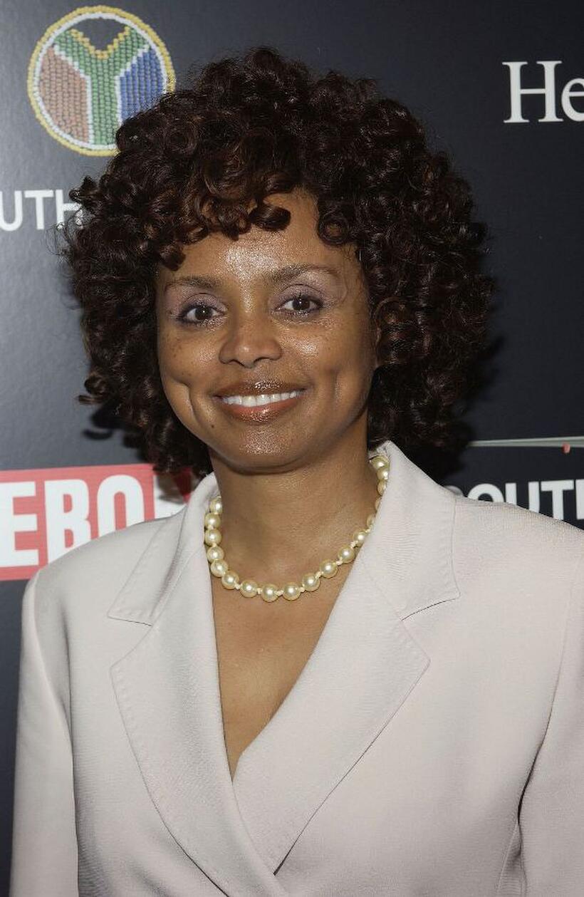 Debbi Morgan at the 2nd Annual EBONY Oscar Celebration.