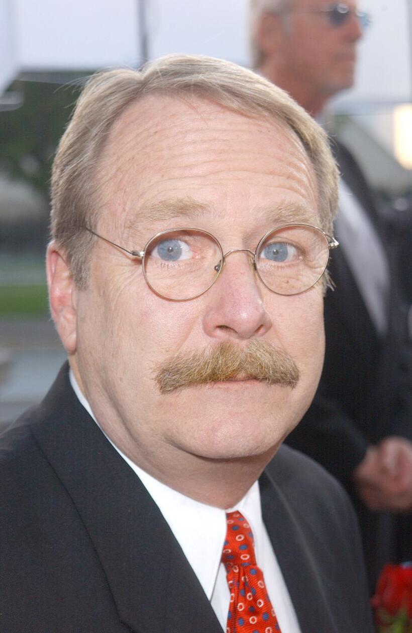Martin Mull at the 28th Annual Peoples Choice Awards.