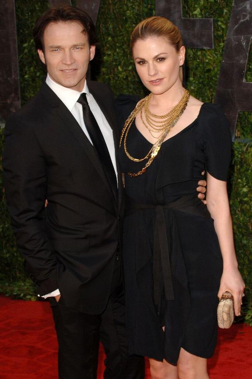 Stephen Moyer and Anna Paquin at the 2010 Vanity Fair Oscar party.
