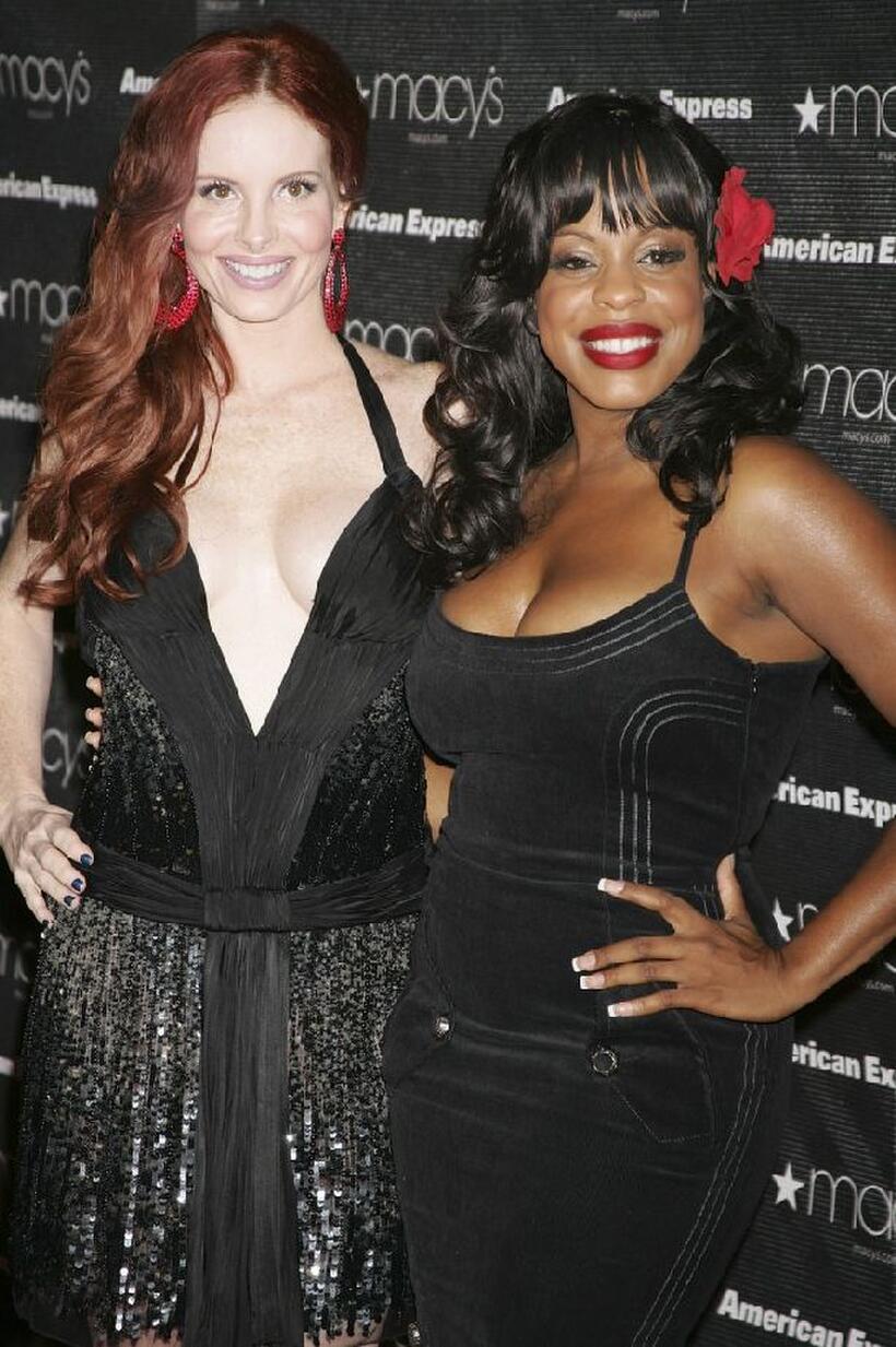 Phoebe Price and Niecy Nash at the Macy's Passport auction and fashion show.