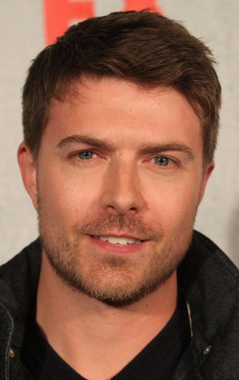 Noah Bean at the premiere of the television show "Justified."