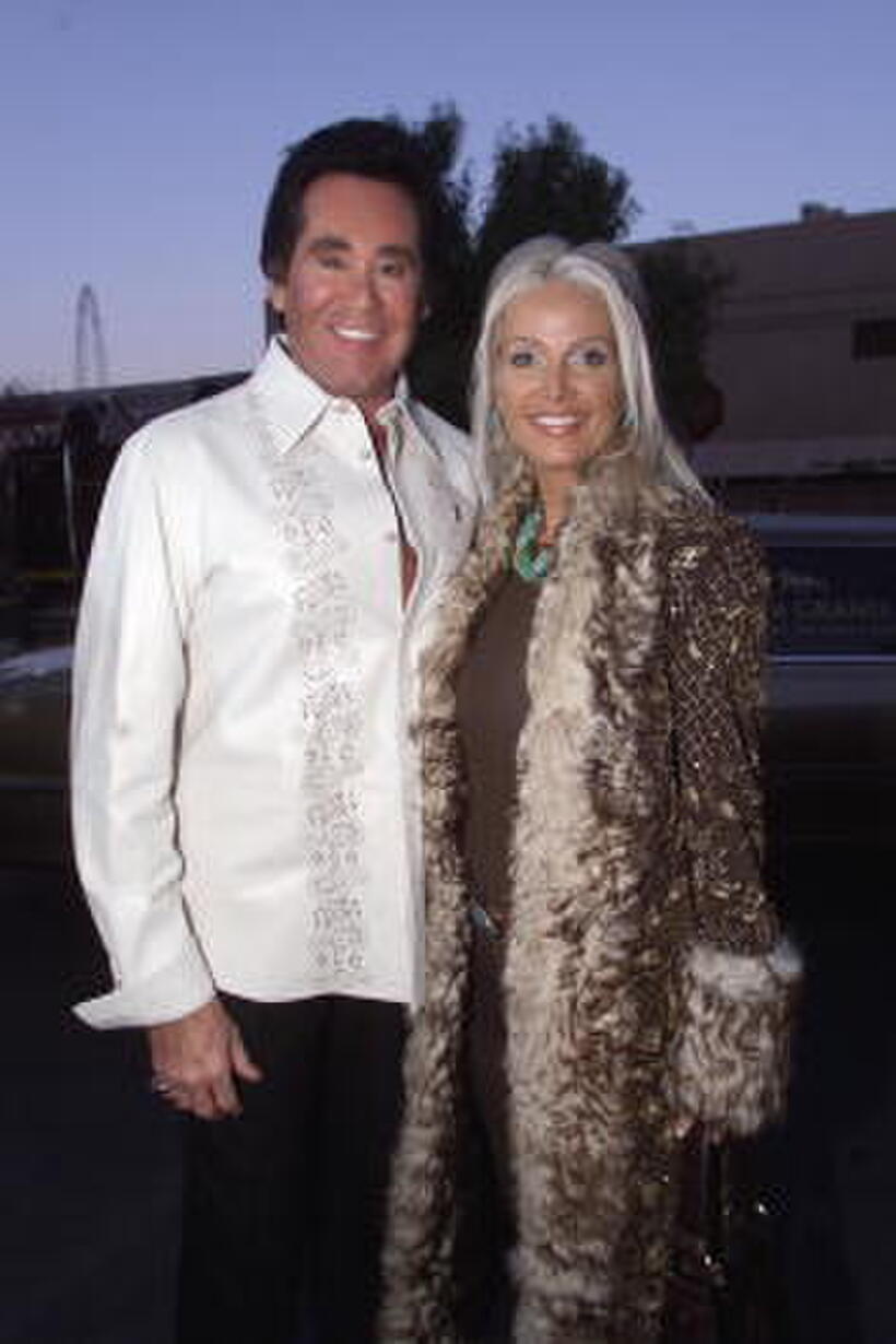 Wayne Newton and his wife at the 5th Annual VH1 Divas Las Vegas concert.